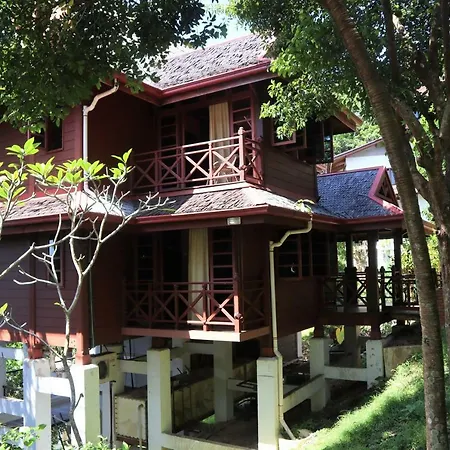 Sari Village Jungle Retreat Pantai Cenang  Exterior photo
